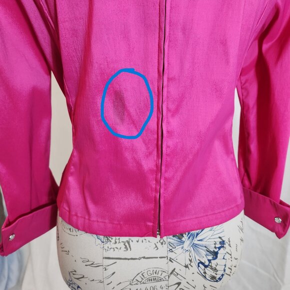 Tadashi Silk Top with beautifule pleating, faux diamond cufflinks - Picture 3 of 5